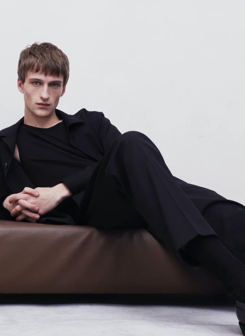 Vasko Luyckx lounges in Massimo Dutti's Smart capsule collection.