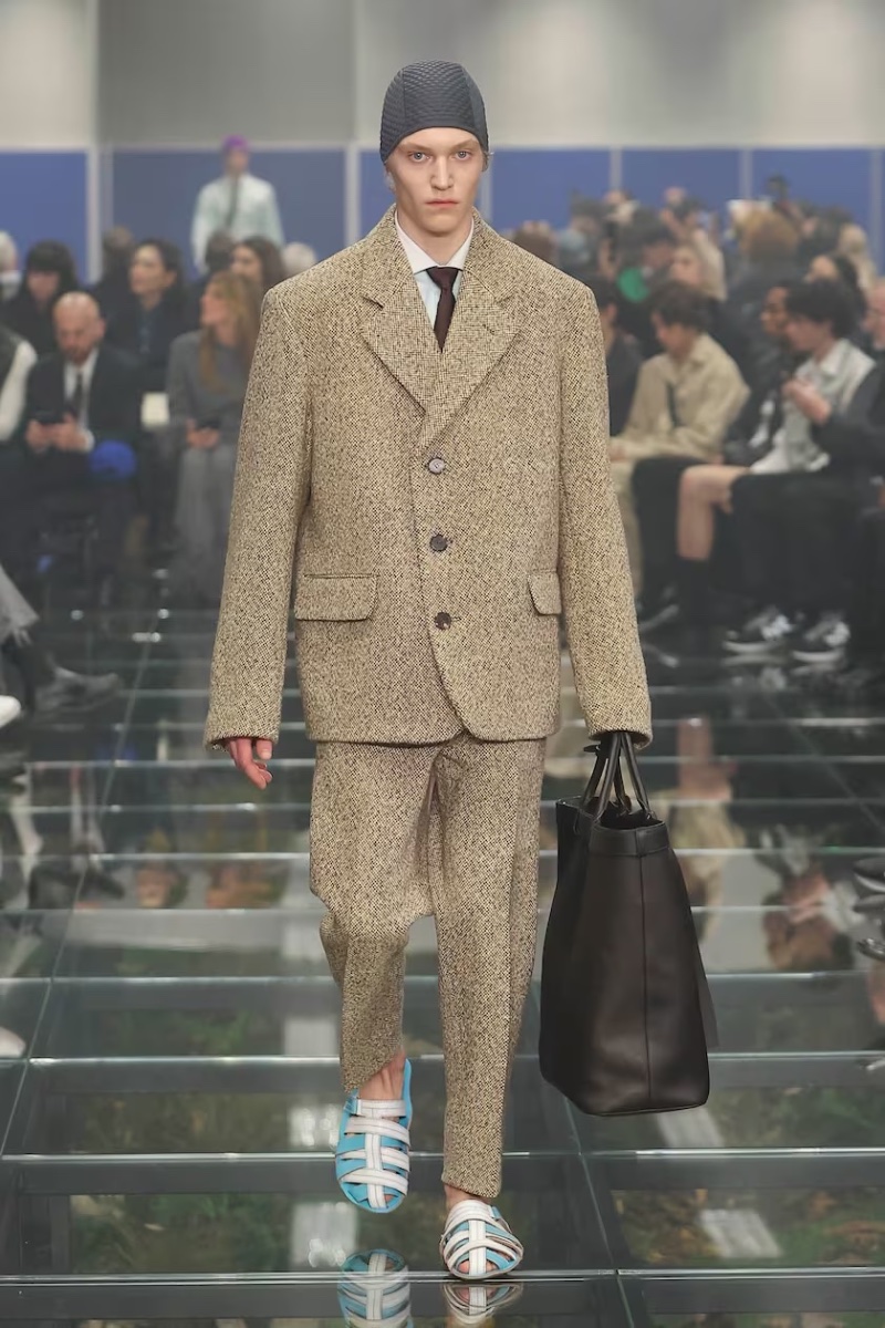 Prada Fall Winter 2024 Collection Men 006