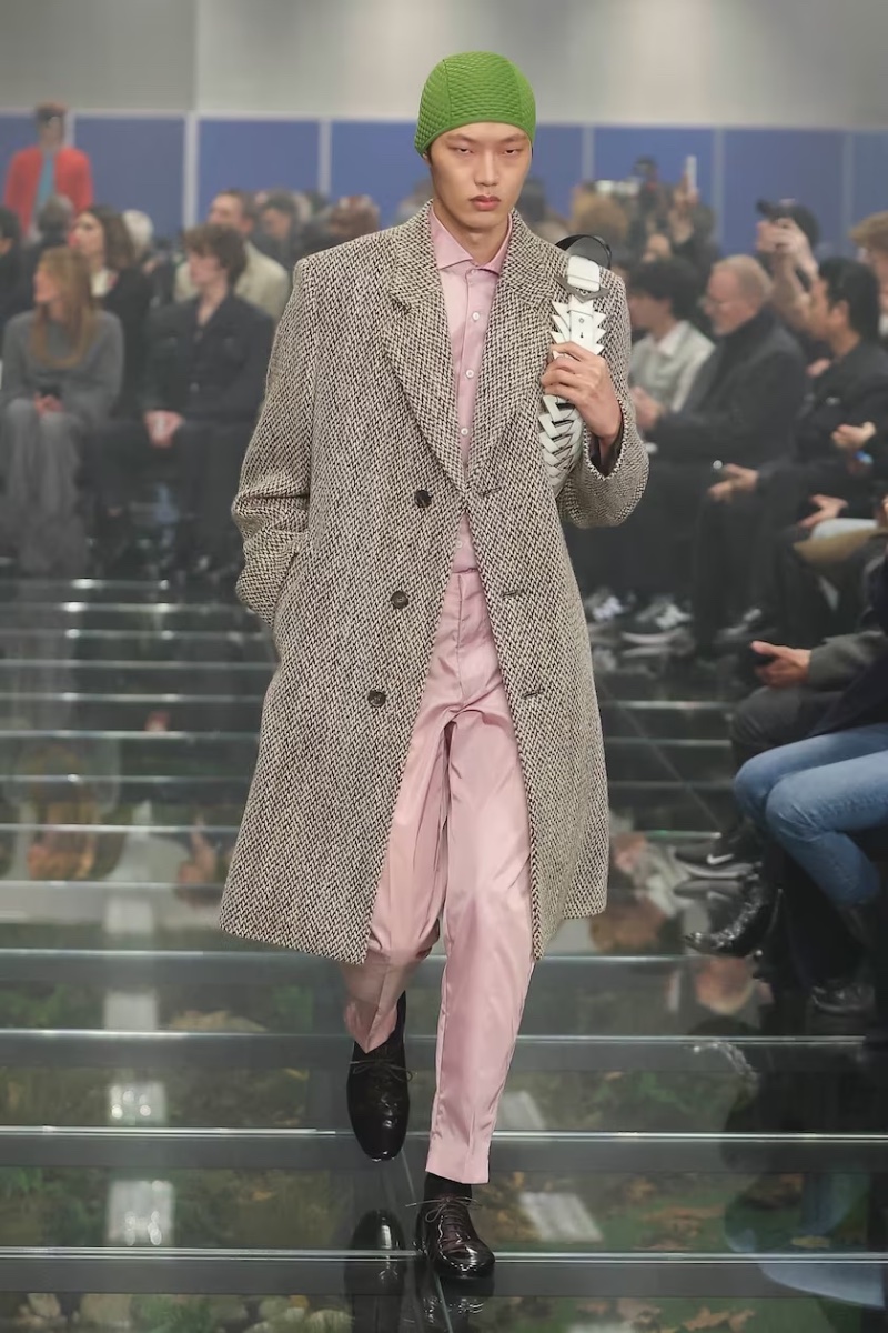 Prada Fall Winter 2024 Collection Men 025