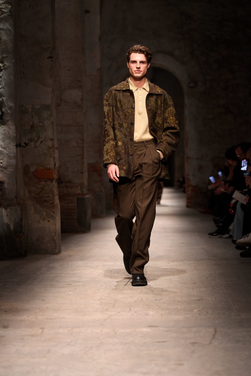 » Todd Snyder Fall 2024: Elevated Terrain, Casual Refinement Todd Snyder Fall Winter 2024 Collection 052