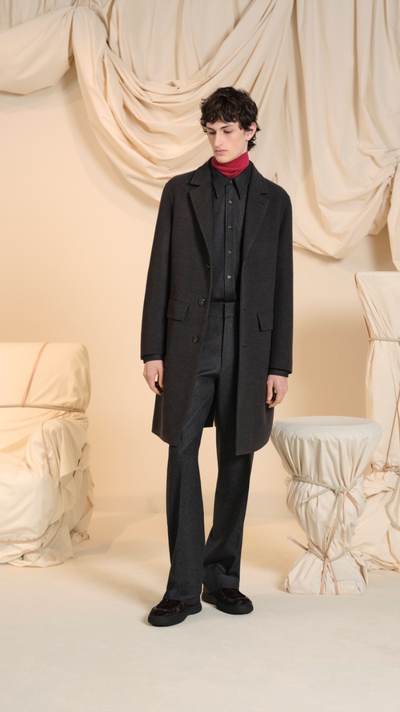 Tods Fall Winter 2024 Collection Men 017