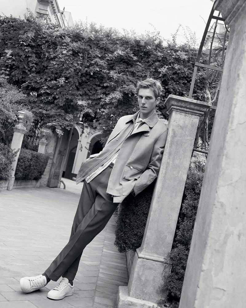 Captured in monochrome, Quentin Demeester brings an air of casual elegance to Tod's pre-spring 2024 campaign.