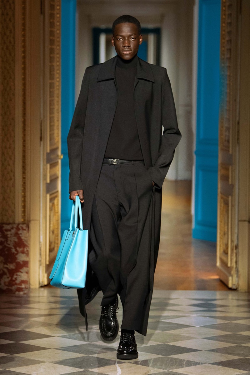 Valentino Fall Winter 2024 Collection Men 002