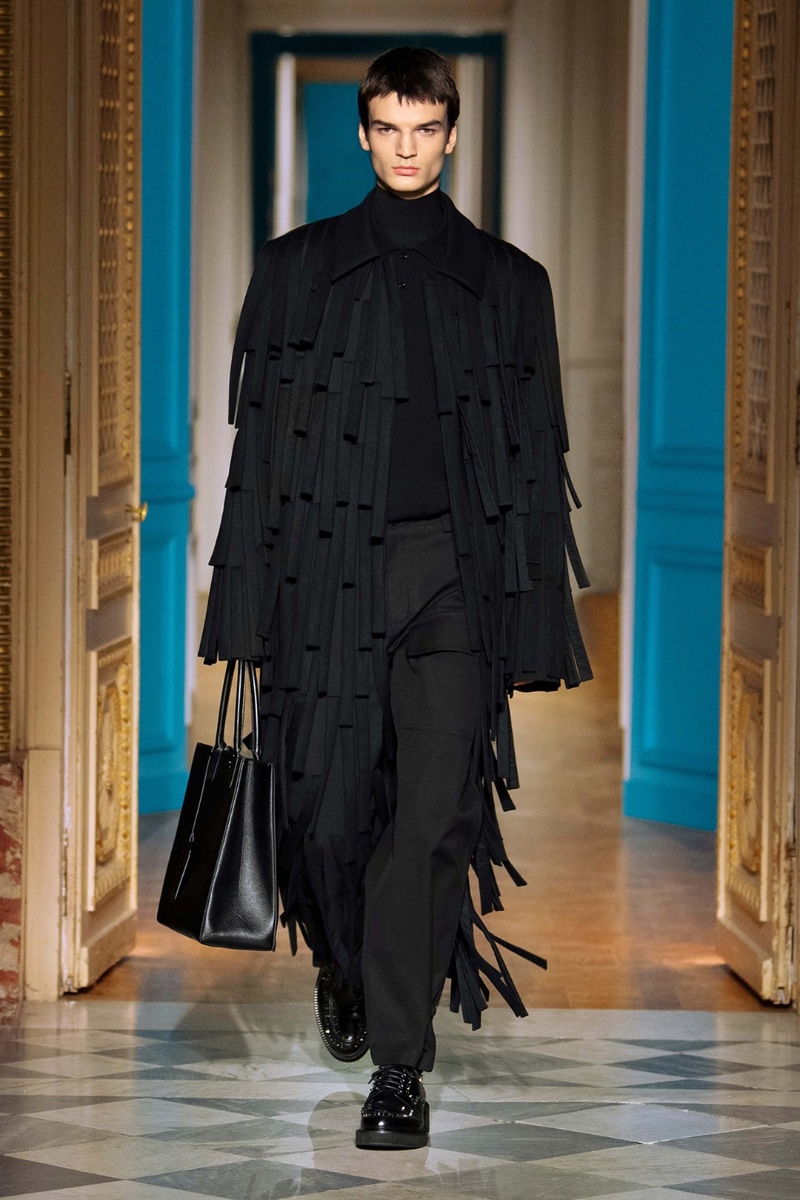 Valentino Fall Winter 2024 Collection Men 007