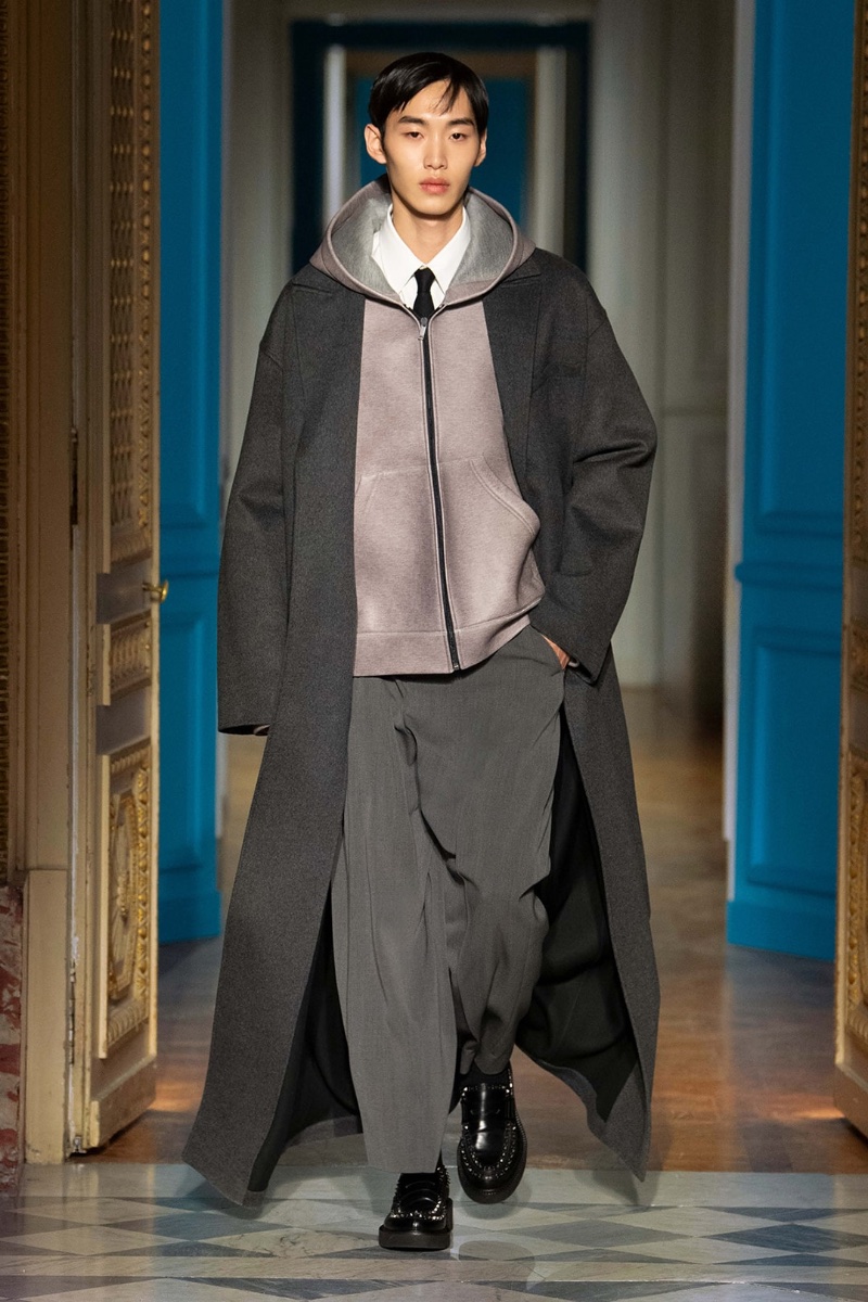 Valentino Fall Winter 2024 Collection Men 030