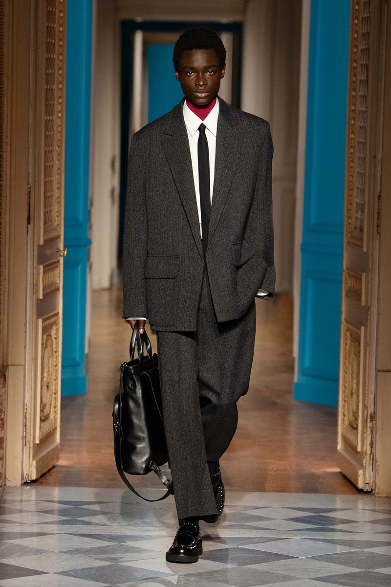 Valentino Fall Winter 2024 Collection Men 035