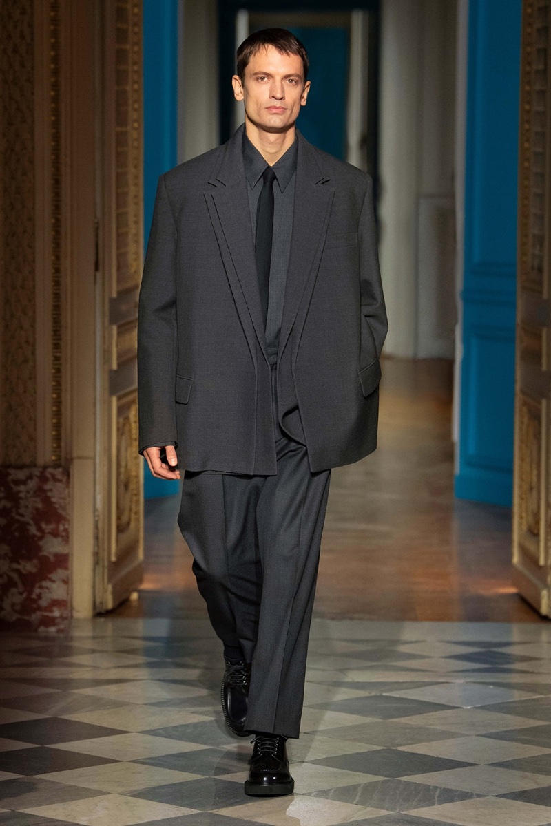 Valentino Fall Winter 2024 Collection Men 037