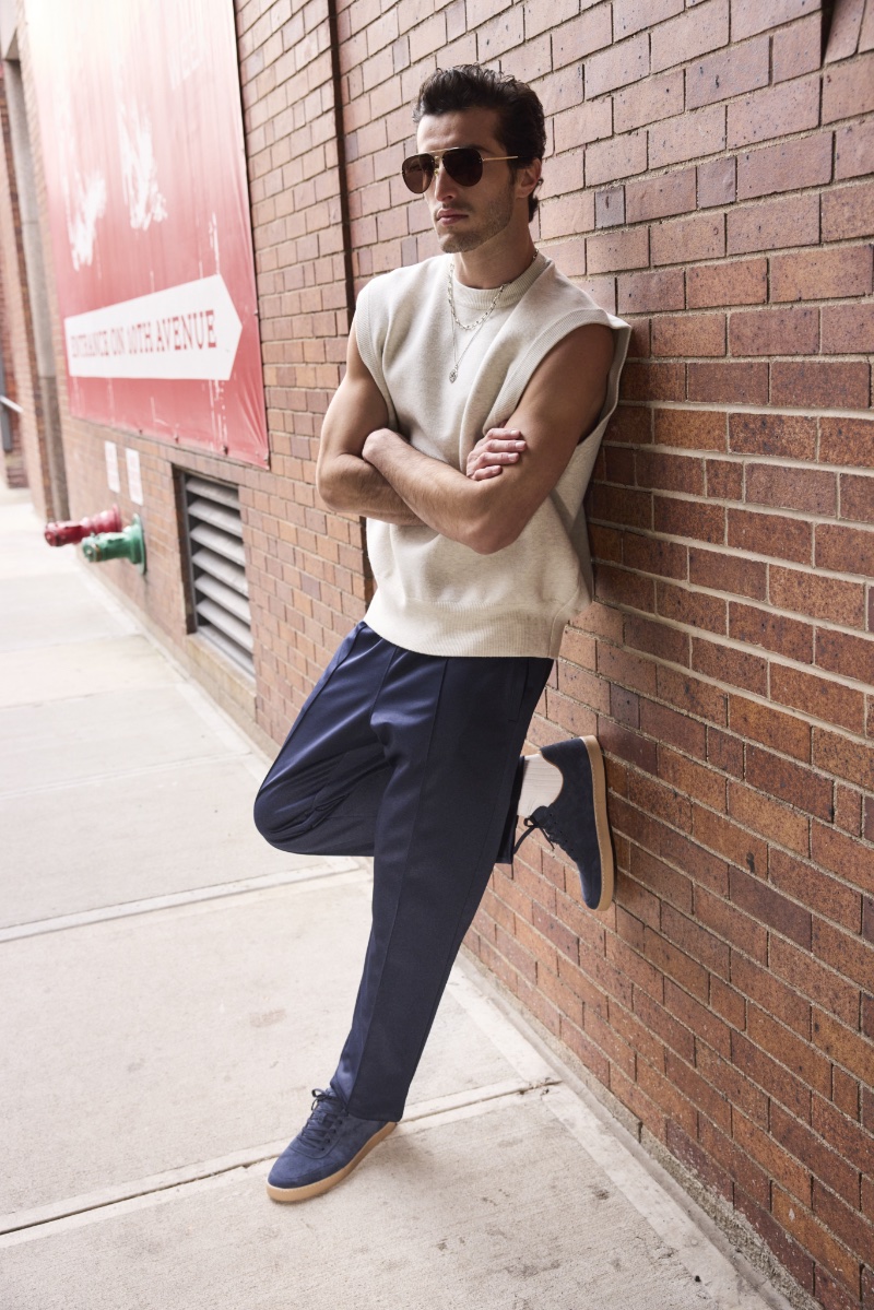 Raphael Diogo is a cool vision in Allen Edmonds' Liam sneakers for the brand's American Sneaker Culture campaign.