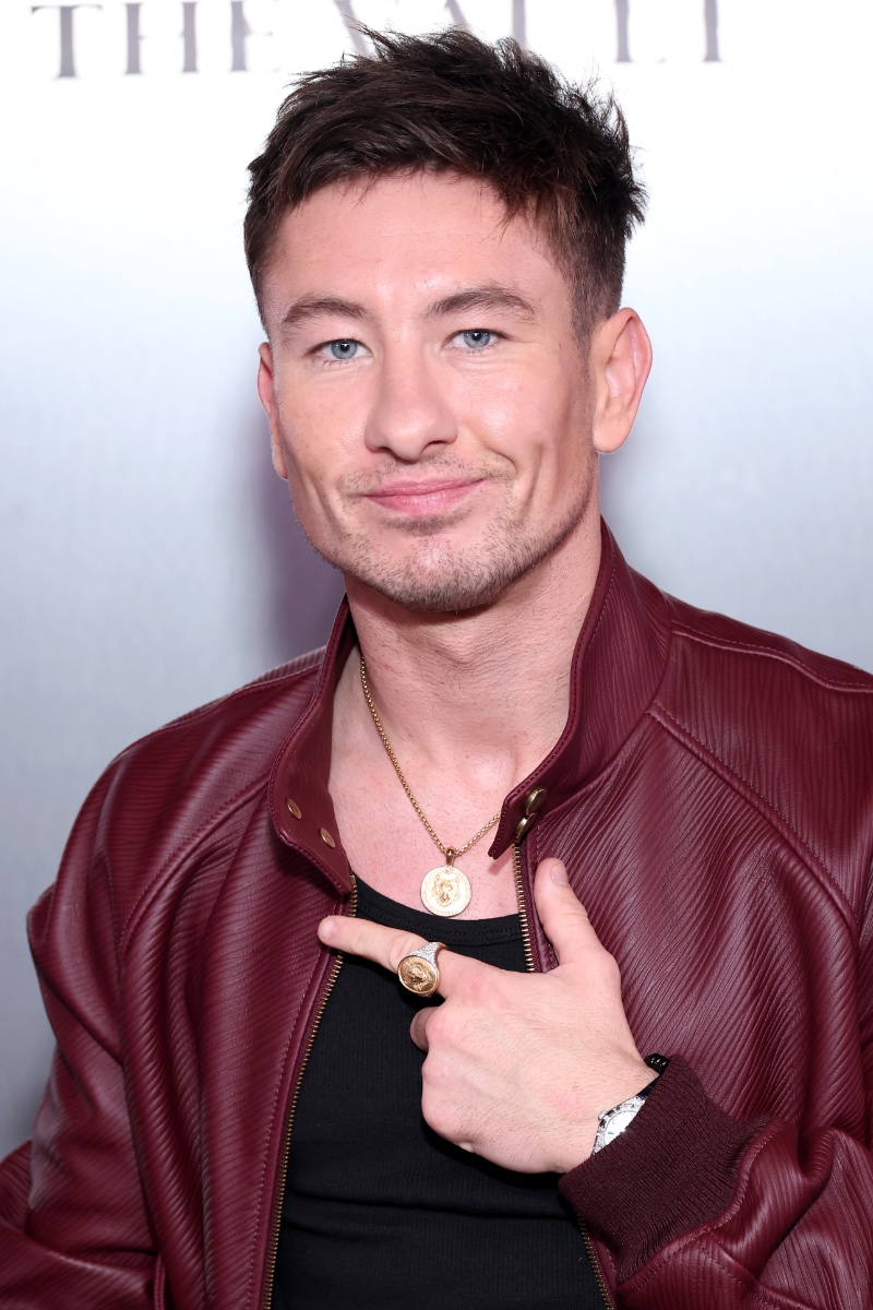 Barry Keoghan at the David Yurman dinner, donning a signet ring and necklace from the brand's Petrvs collection. 