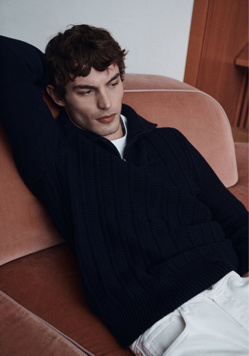 Massimo Dutti's Subtle Elegance: Cozy Classics Revisited