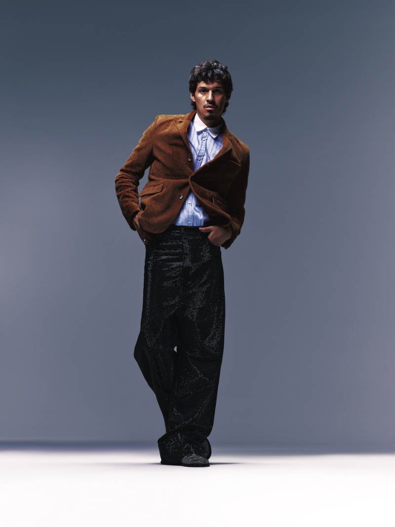 Omar Apollo wears a Loewe look for VMAN magazine.