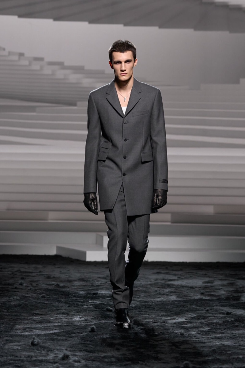 Versace Fall Winter 2024 Collection Men 001