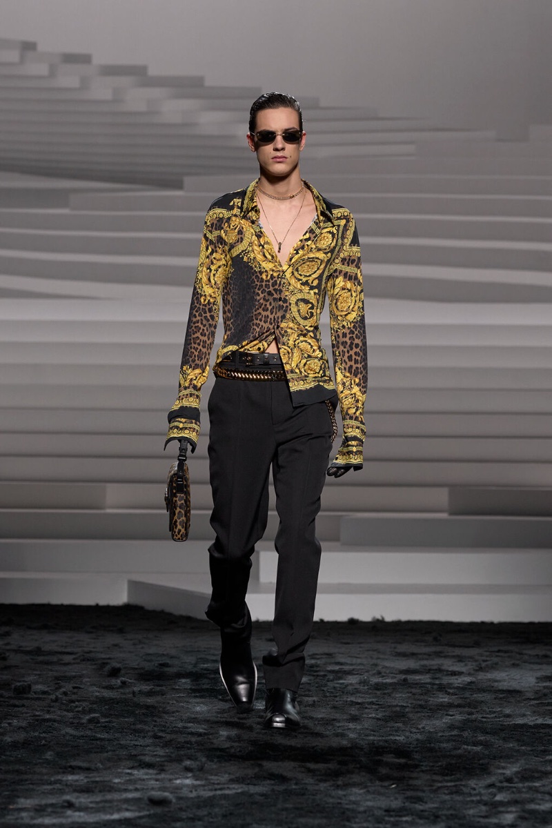 Versace Fall Winter 2024 Collection Men 012