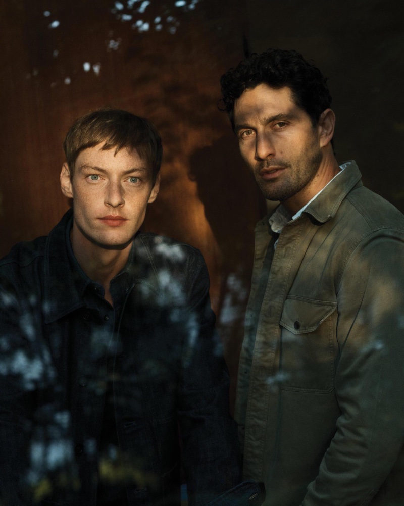 Roberto Sipos and Noah Mills star in Banana Republic's spring 2024 campaign.