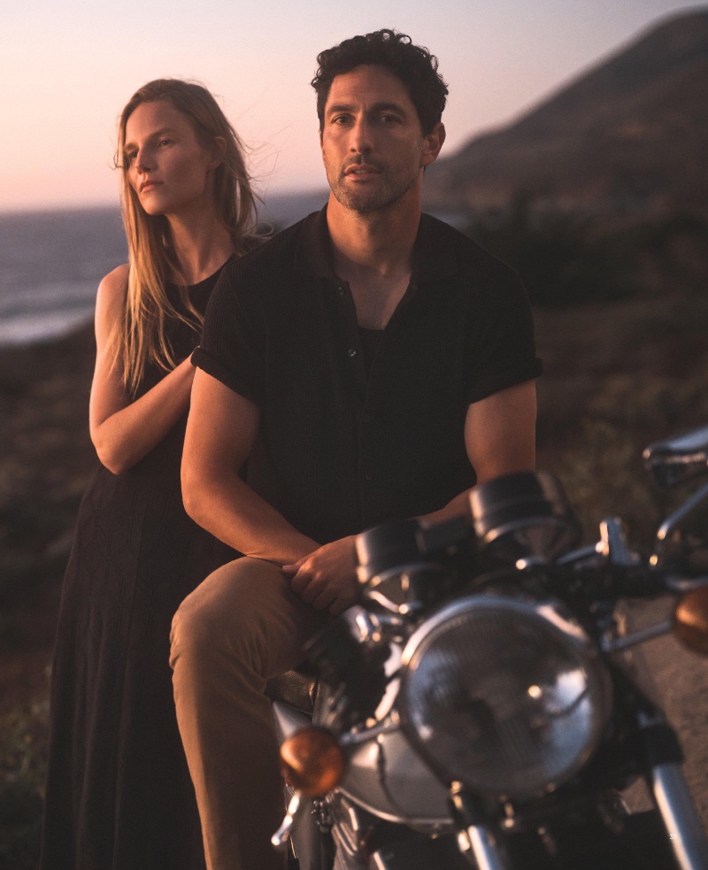 Suvi Riggs and Noah Mills appear in Banana Republic's spring 2024 campaign.