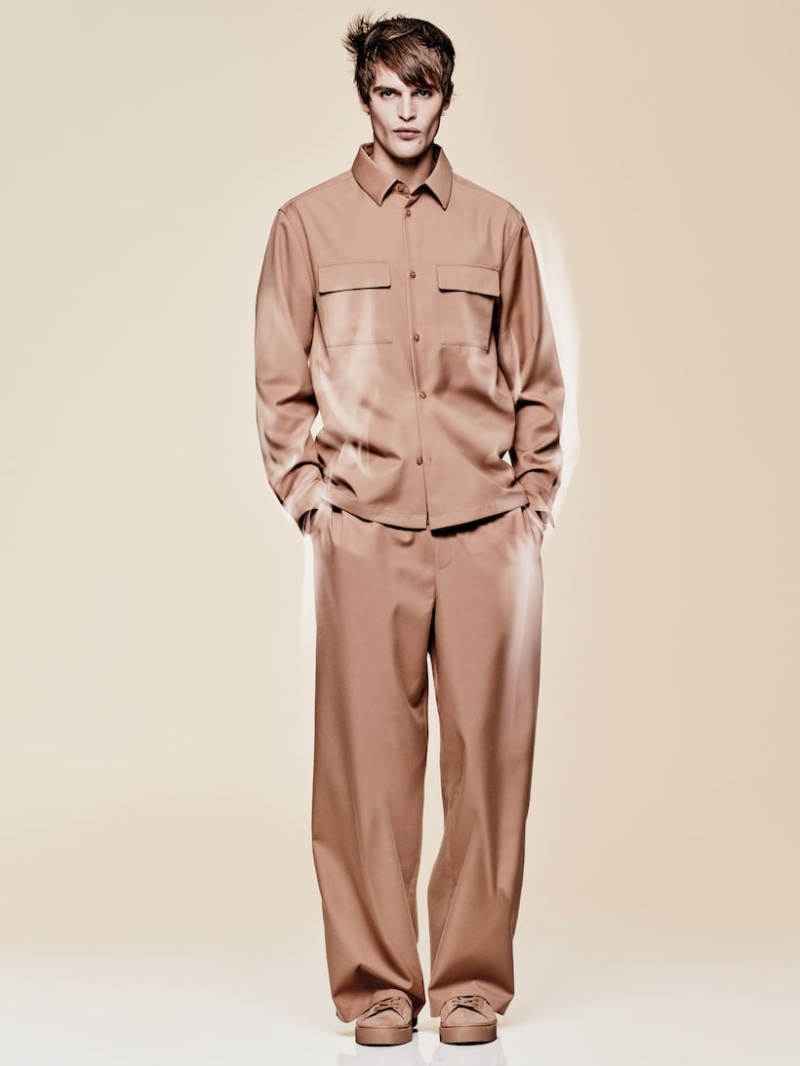 H&M enlists Parker van Noord as the star of its spring 2024 campaign.