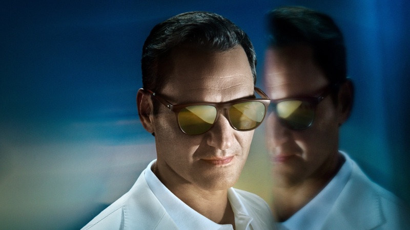 Roger Federer wears the R-1 sunglasses from his Oliver Peoples collection.