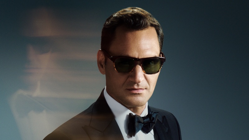 Cleaning up in a sharp tuxedo, Roger Federer dons the R-3 sunglasses from his Oliver Peoples collection.