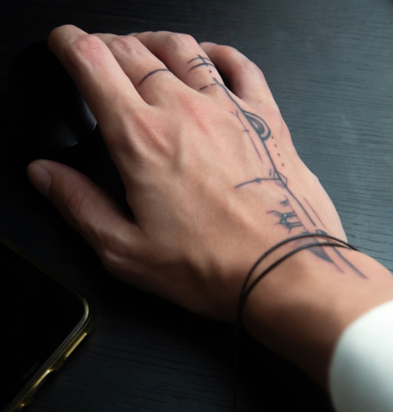 small finger tattoos men » Finger Tattoos for Men: Digits Defined by Bold Ink small finger tattoos men