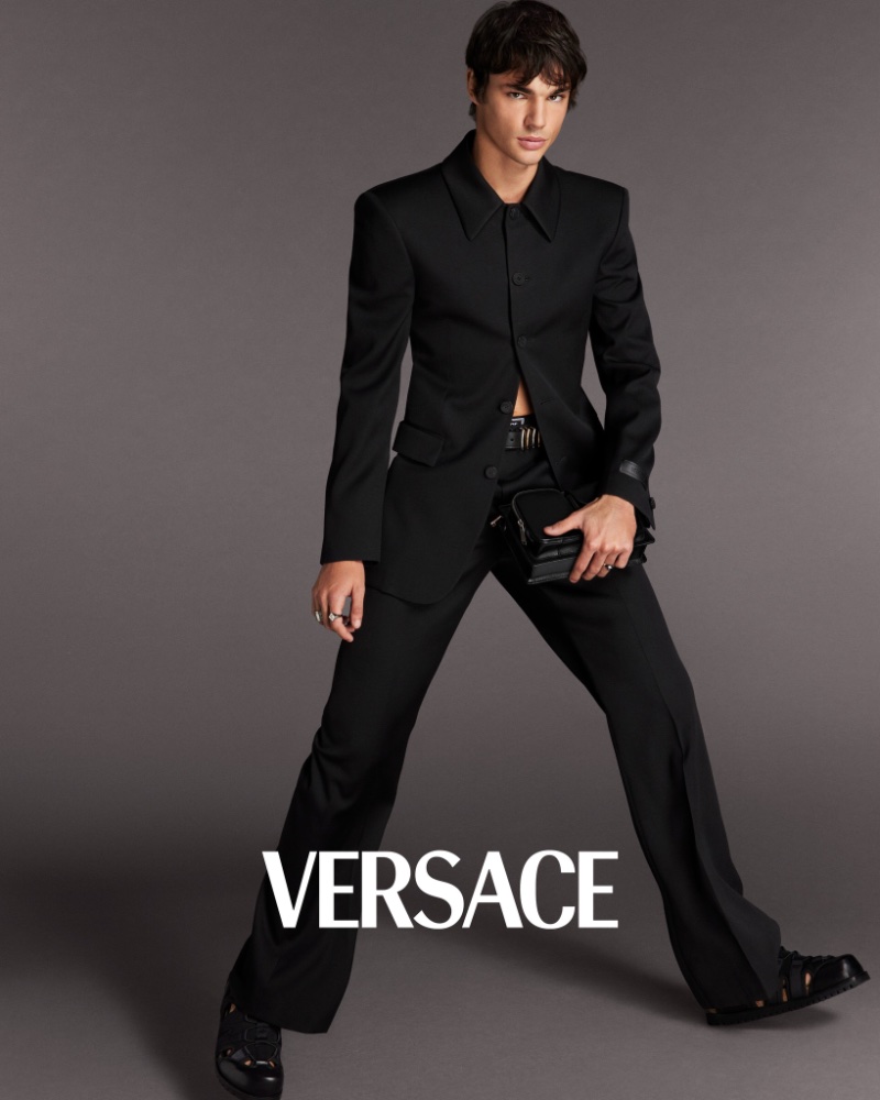 Confident & Daring: VERSACE Spring Summer 2024 Collection