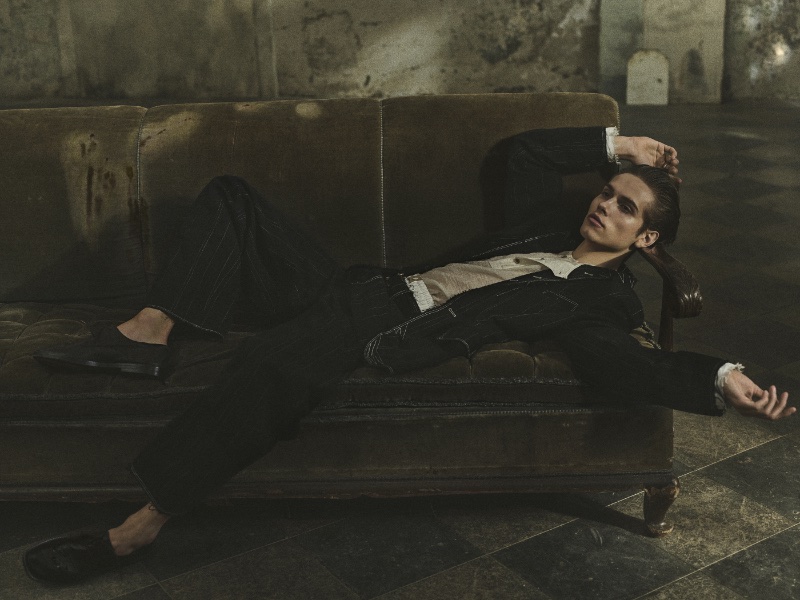 Toon Lobach exudes relaxed sophistication in Zara Studio's spring-summer 2024 collection.