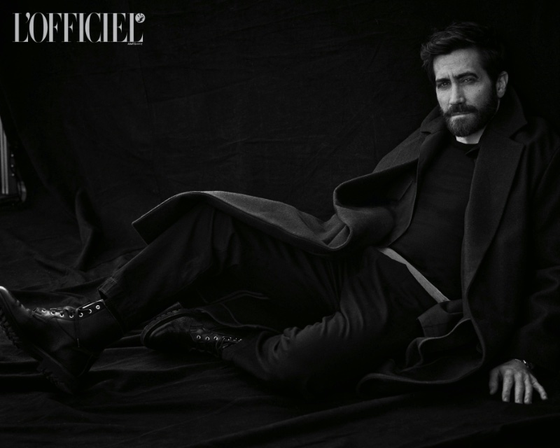 For L'Officiel Hommes Italia, Jake Gyllenhaal dons a stylish Zegna outfit complemented by Gabriela Hearst boots.