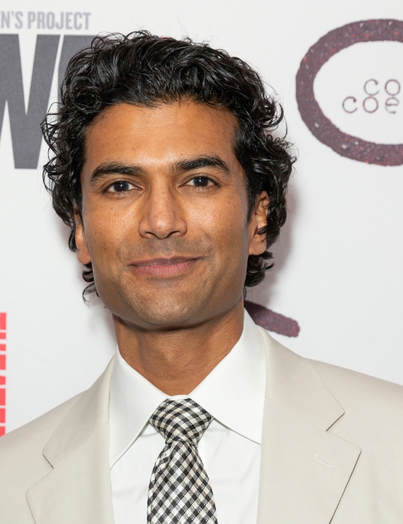 Sendhil Ramamurthy Curly Hair