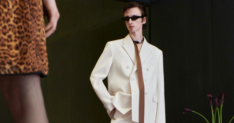 Benno bulang wears gucci for wallpaper