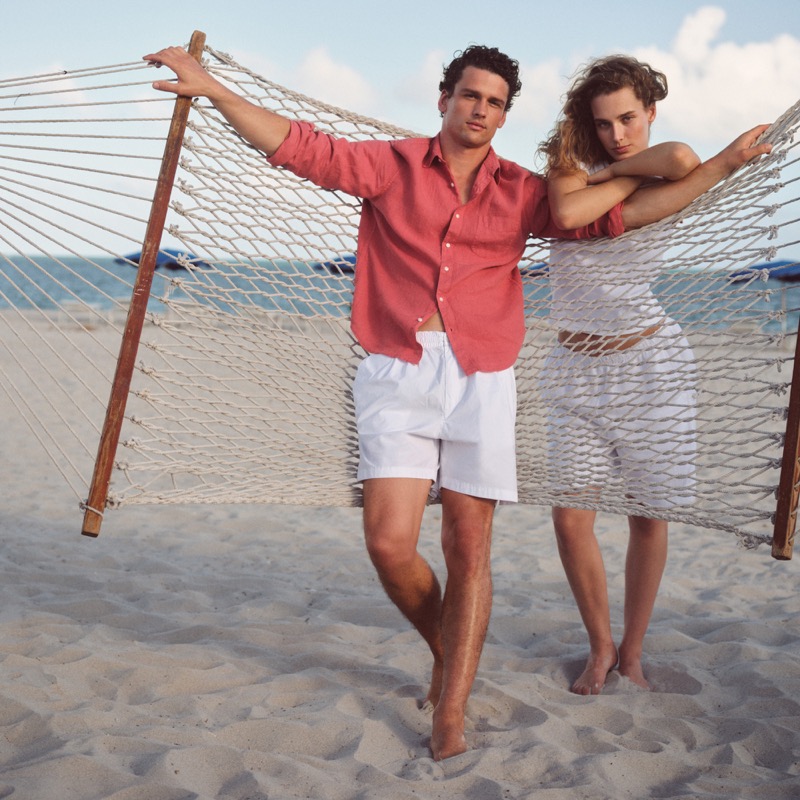 J.Crew adds a pop of color to the season with its red washed linen shirt. » J.Crew’s May Drop Delivers Polished Prep for the Beach J.Crew adds a pop of color to the season with its red washed linen shirt.
