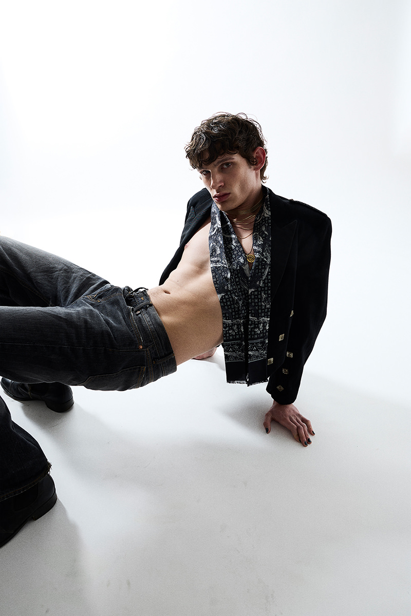 Konrad wears jacket Vintage London, scarf Dolce & Gabbana, necklaces Chloé and Collezione Alessandro. » Exclusive: Konrad Embraces a Study in Black Konrad wears jacket Vintage London, scarf Dolce & Gabbana, necklaces Chloé and Collezione Alessandro.