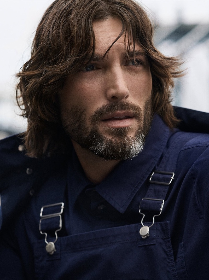 » Moncler Turns Utility Into Uniform for Summer 2025 Moncler Summer 2025 Campaign 002