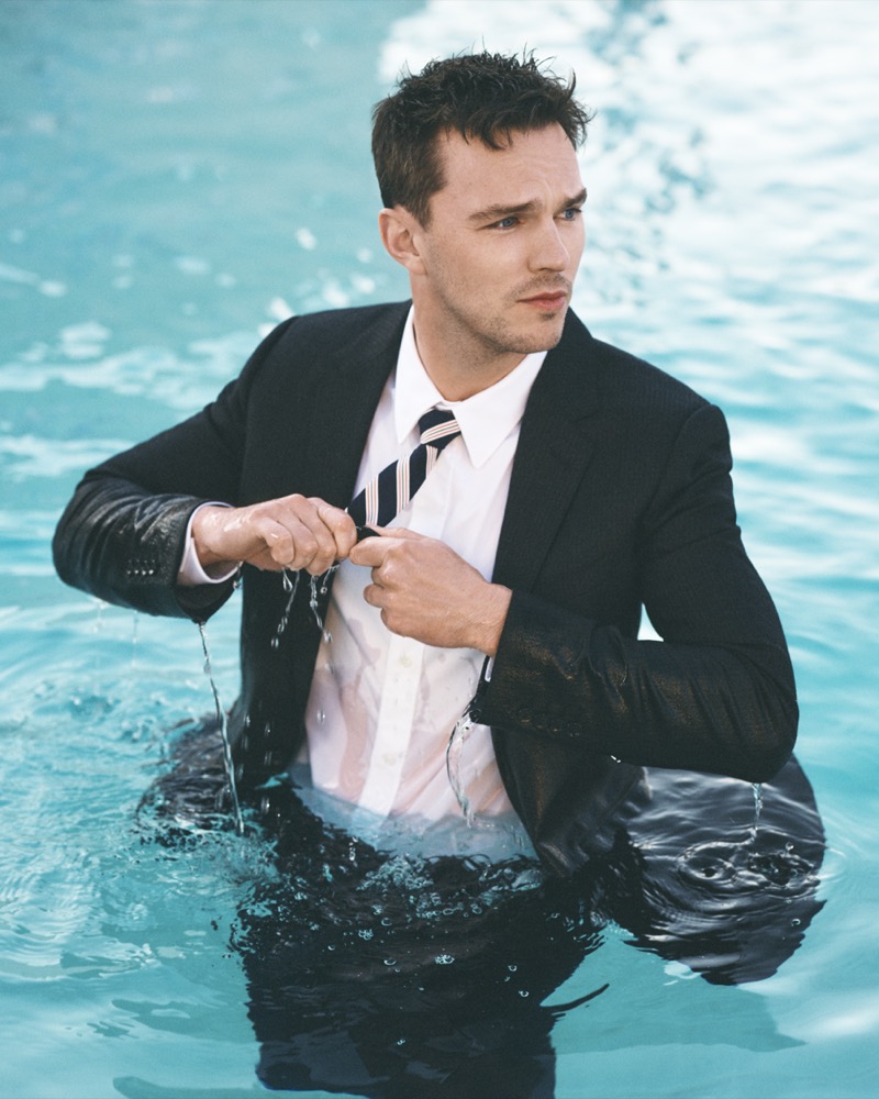 Submerged in water, Nicholas Hoult wears a Celine suit with a Thom Browne tie. » Nicholas Hoult Talks Mistaken Identity & Tom Ford in i-D Submerged in water, Nicholas Hoult wears a Celine suit with a Thom Browne tie.