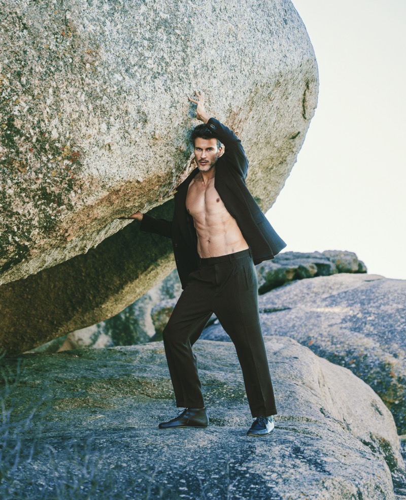 » Pascal Bier Embraces the Elements for L’Officiel Hommes UA Pascal Bier 2025 LOfficiel Hommes Ukraine 003