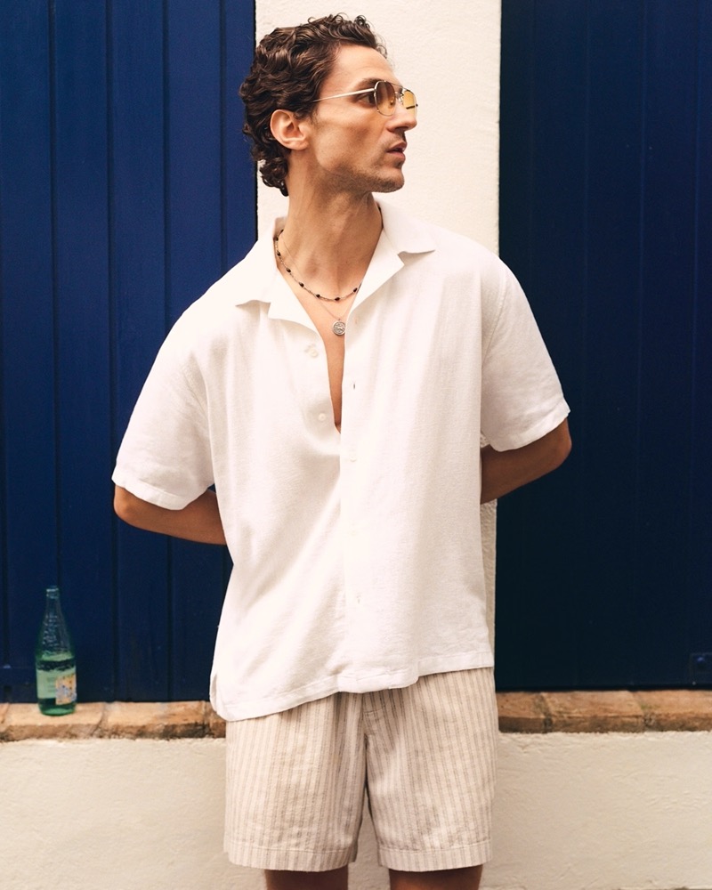 » Abercrombie & Fitch's Vacation Shop Edit Feels Right on Time Abercrombie Vacation Shop Summer 2025 010