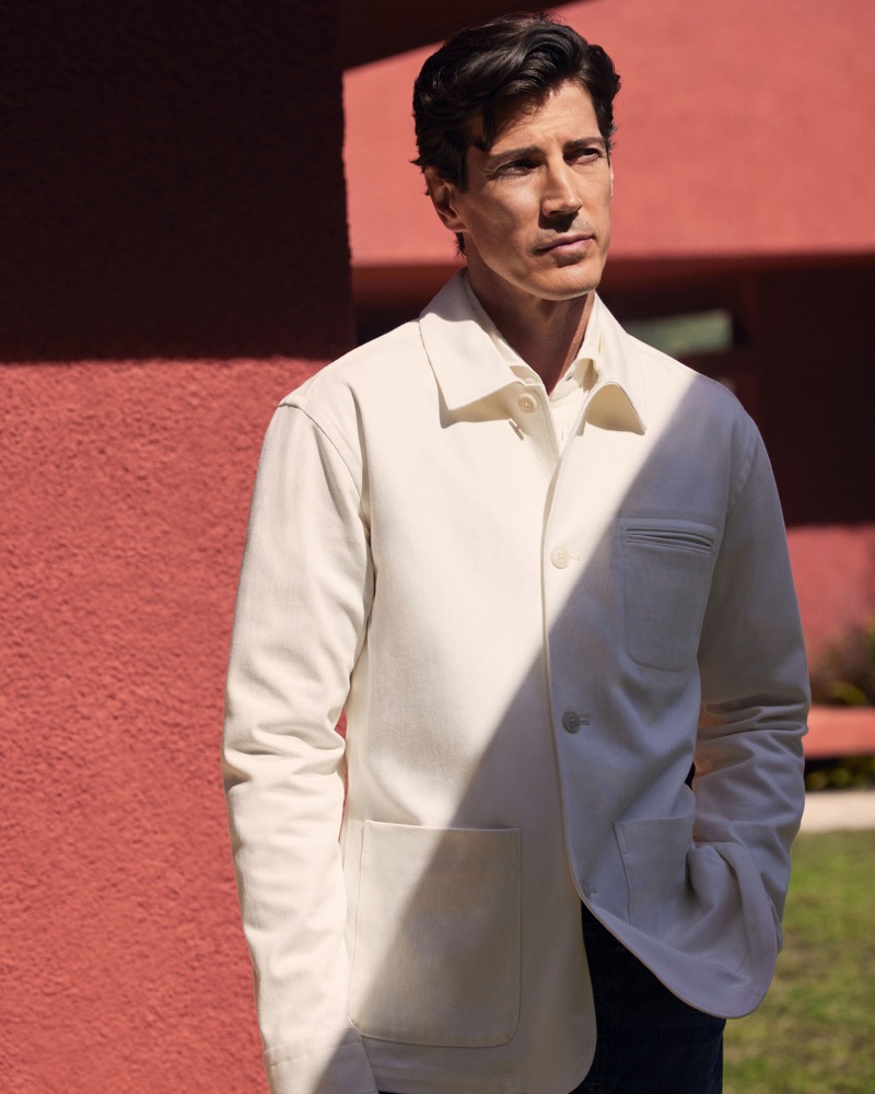 Oriol Elcacho fronts the Eton spring-summer 2025 collection. » Eton Finds Fresh Inspiration in Barcelona for Summer 2025 Oriol Elcacho fronts the Eton spring-summer 2025 collection.
