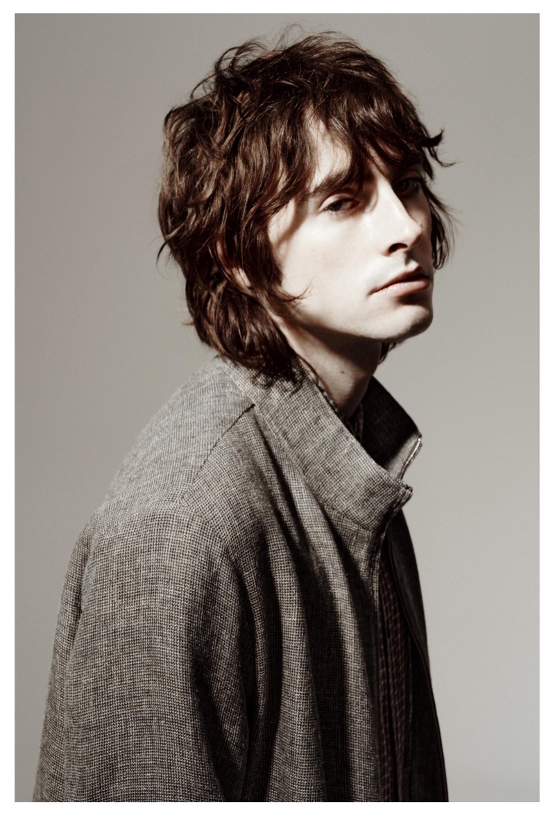 » Gene Gallagher Brings a London Cool to Massimo Dutti Gene Gallagher 2025 Massimo Dutti 013