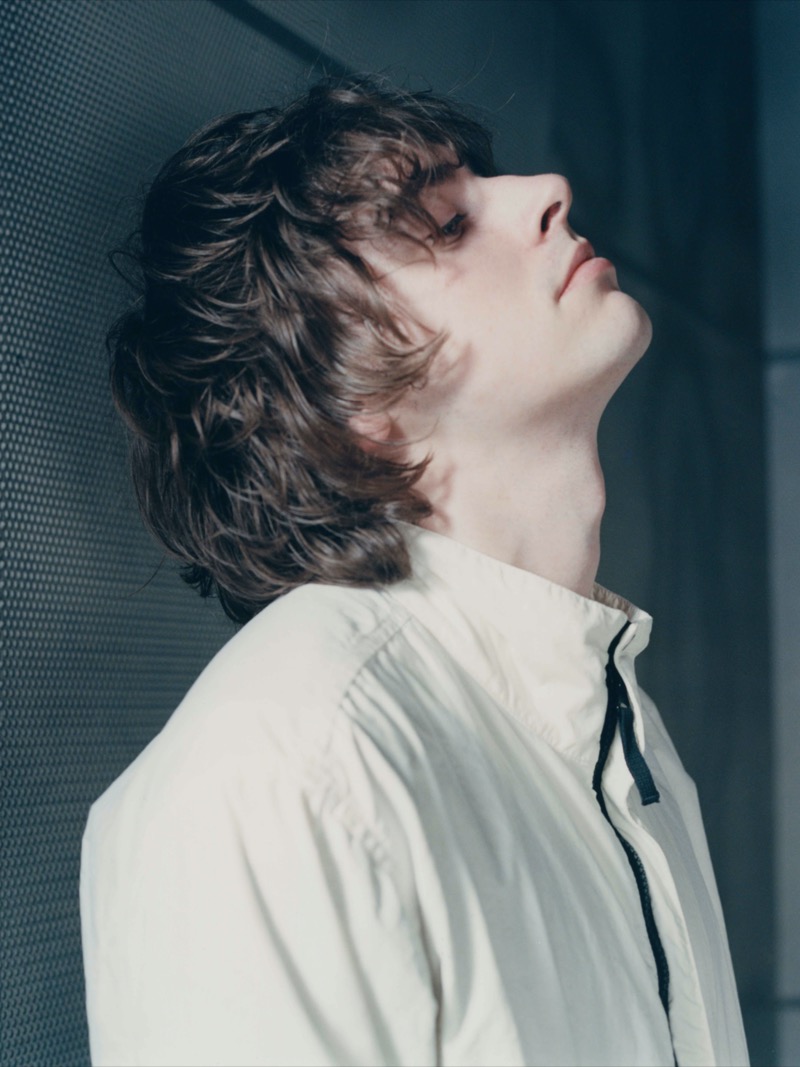 » Gene Gallagher Captures Stone Island’s Fresh Mood Gene Gallagher Stone Island Spring Summer 2025 Campaign 002