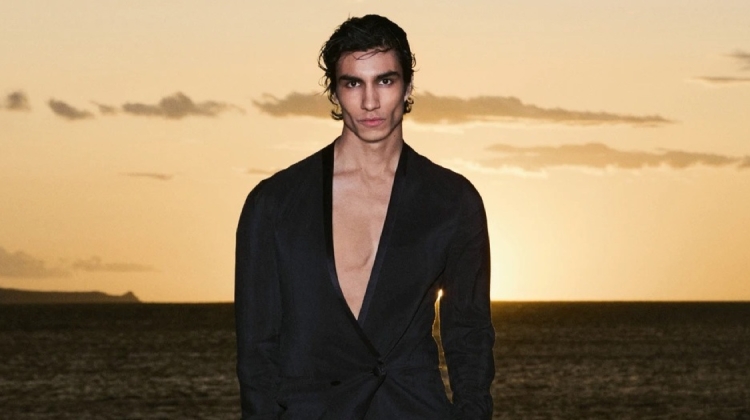 Giorgio Armani Mare Finds Form in Soft Lines for Summer 2025