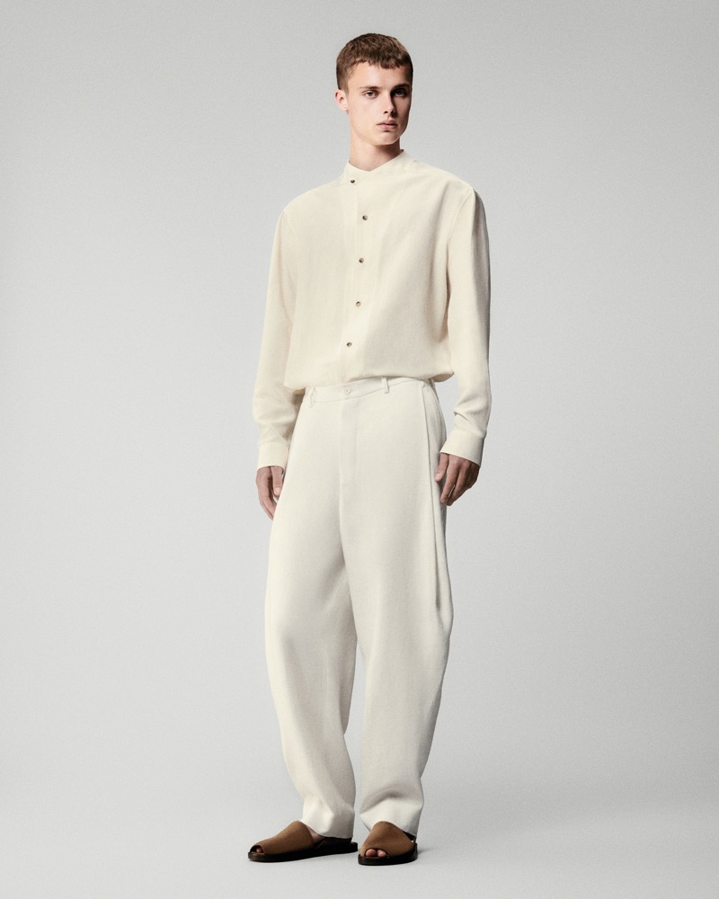 » Loro Piana Resort 2025 Offers a Measured Take on Summer Loro Piana Resort 2025 Lookbook 003