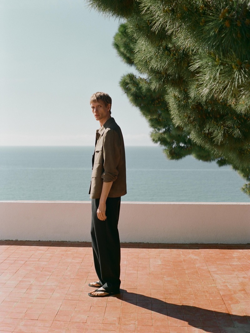 Paul Boche joins Massimo Dutti for a summer getaway to Casa Rovira. » Massimo Dutti Sets Its Summer Edit by the Sea at Casa Rovira Paul Boche joins Massimo Dutti for a summer getaway to Casa Rovira.