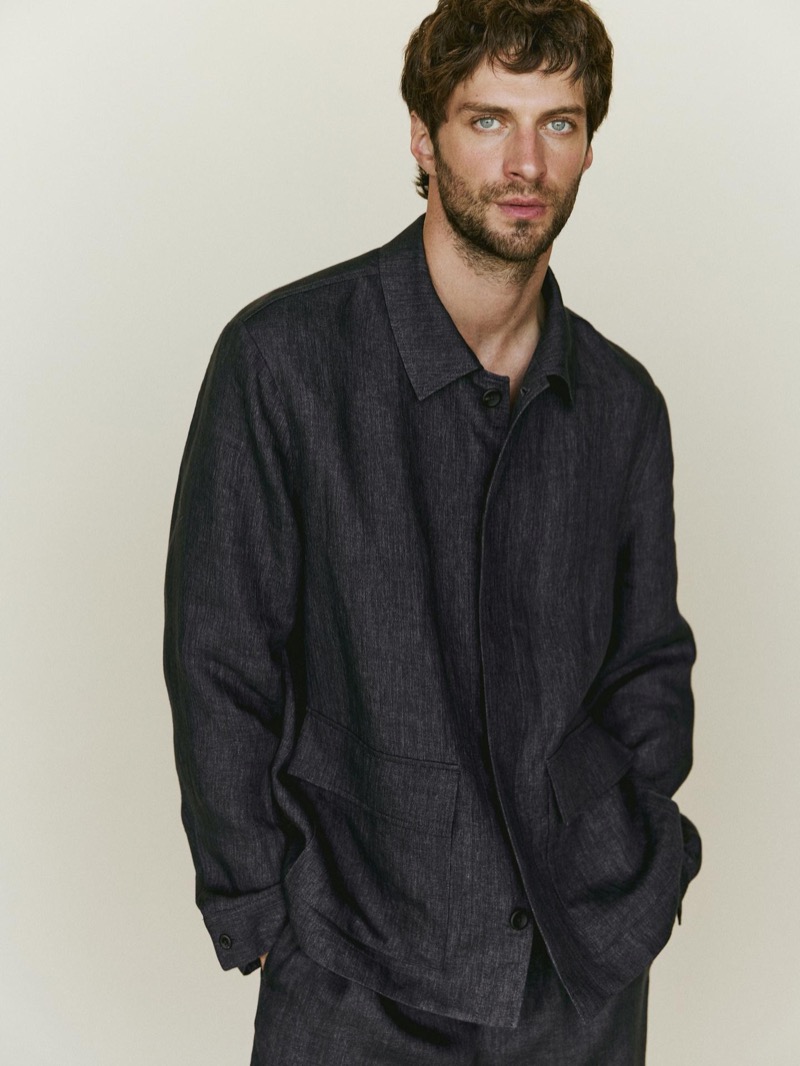» Massimo Dutti’s Summer Looks Embrace Relaxed Tailoring Massimo Dutti Summer Looks 2025 008