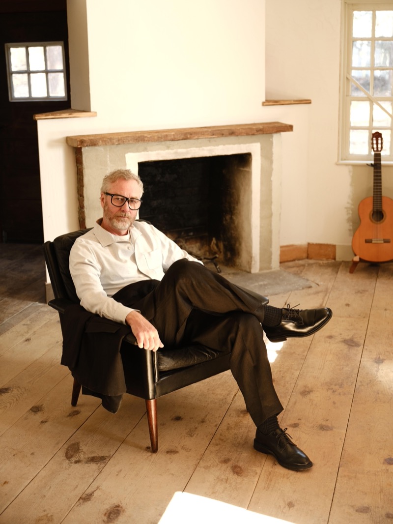 » Todd Snyder Gets Personal with Matt Berninger for Spring Matt Berninger Todd Snyder Spring 2025 Campaign 003