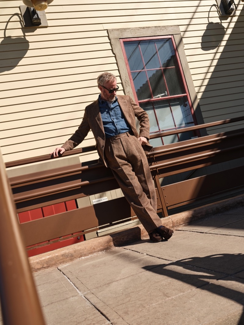 » Todd Snyder Gets Personal with Matt Berninger for Spring Matt Berninger Todd Snyder Spring 2025 Campaign 009