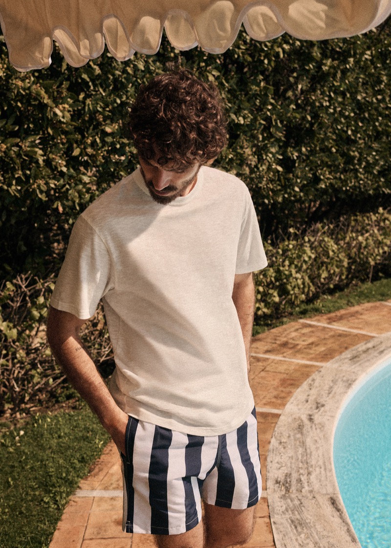 » Octobre Éditions Checks Into Hôtel de la Mer Octobre Editions Hotel de la Mer Collection 048