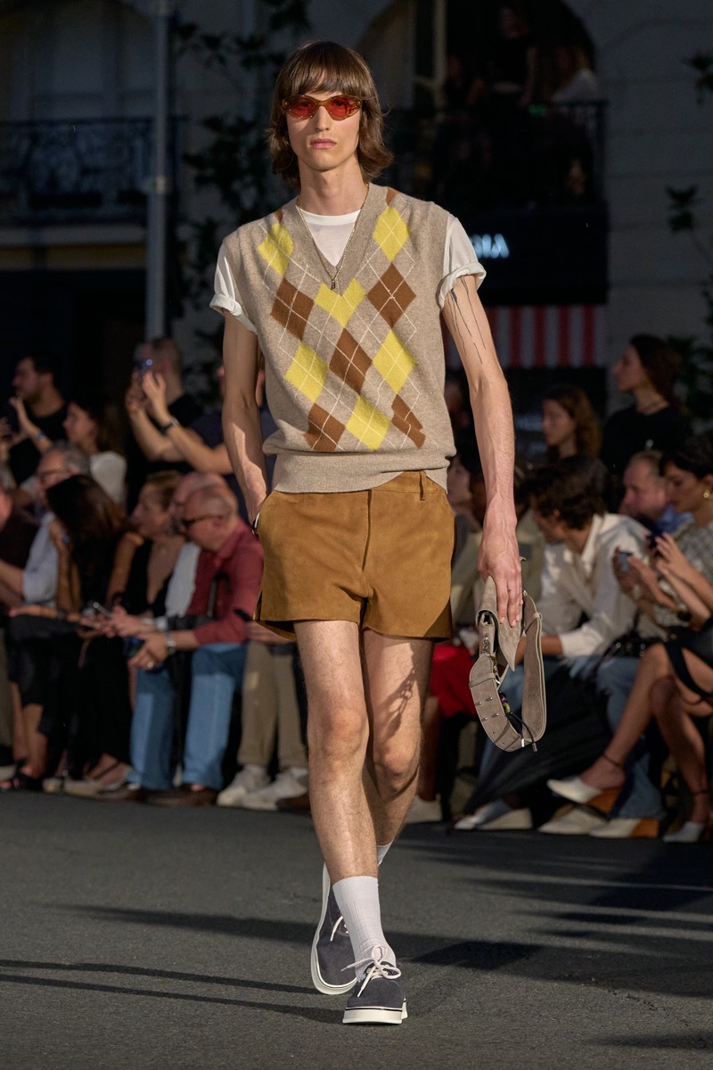 » AMI Spring 2026 Finds Balance in Familiar Surroundings Ami Paris Spring Summer 2026 Collection 010