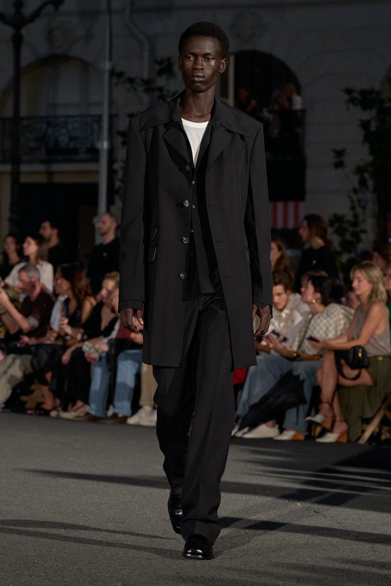 » AMI Spring 2026 Finds Balance in Familiar Surroundings Ami Paris Spring Summer 2026 Collection 027