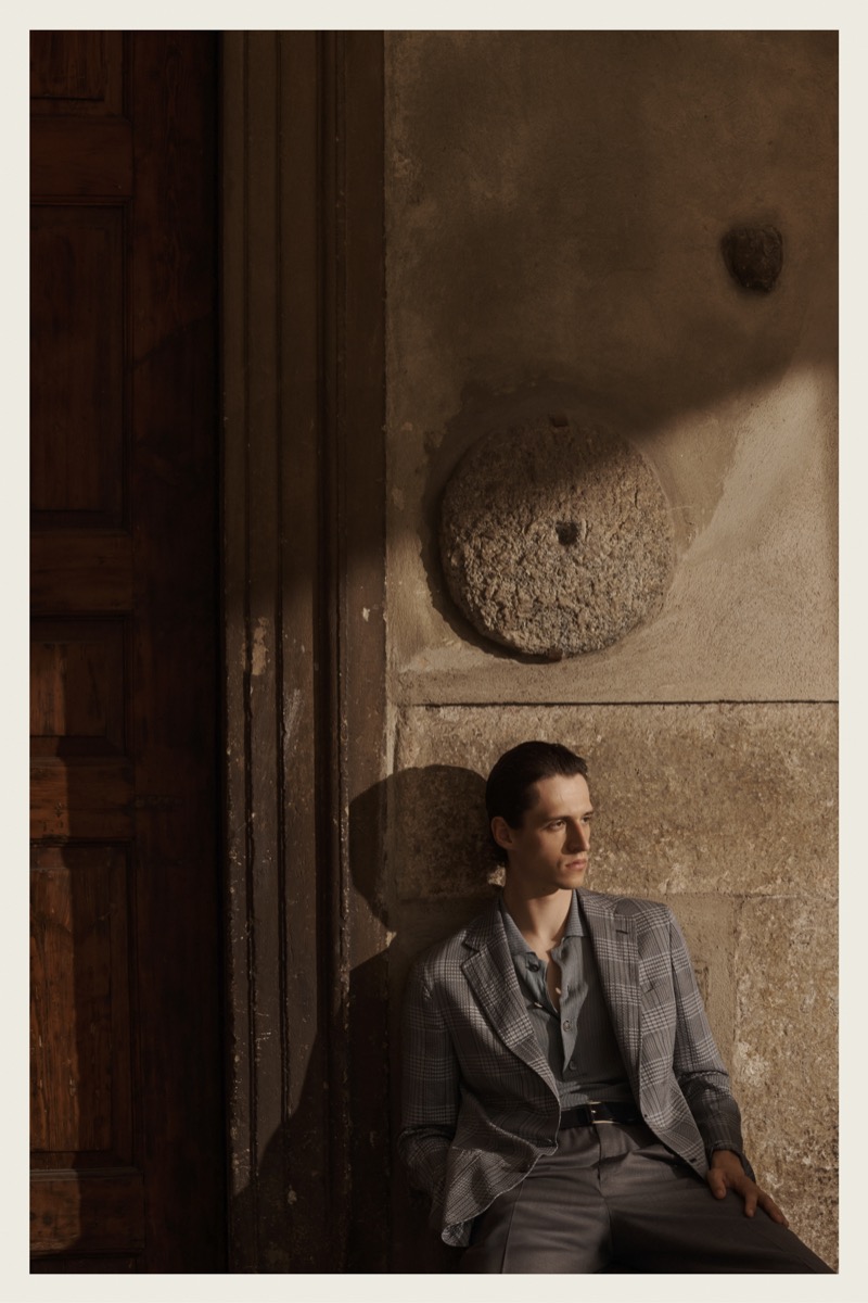 » Brioni Spring 2026 Refines Tailoring with a Softer Attitude Brioni Spring Summer 2026 Collection 045