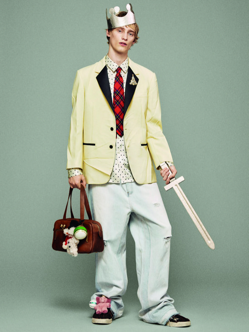 » Coach Winter 2025 Explores the Power of Dressing Up Coach Winter 2025 003