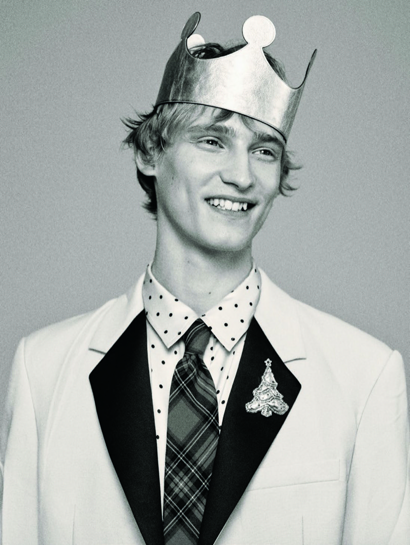 » Coach Winter 2025 Explores the Power of Dressing Up Coach Winter 2025 004