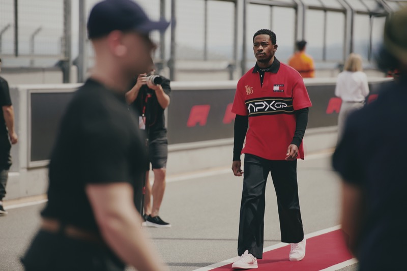 » Tommy Hilfiger & F1 Movie Shift Gears with APXGP Collection Damson Idris Tommy Hilfiger APXGP F1 Collection 008